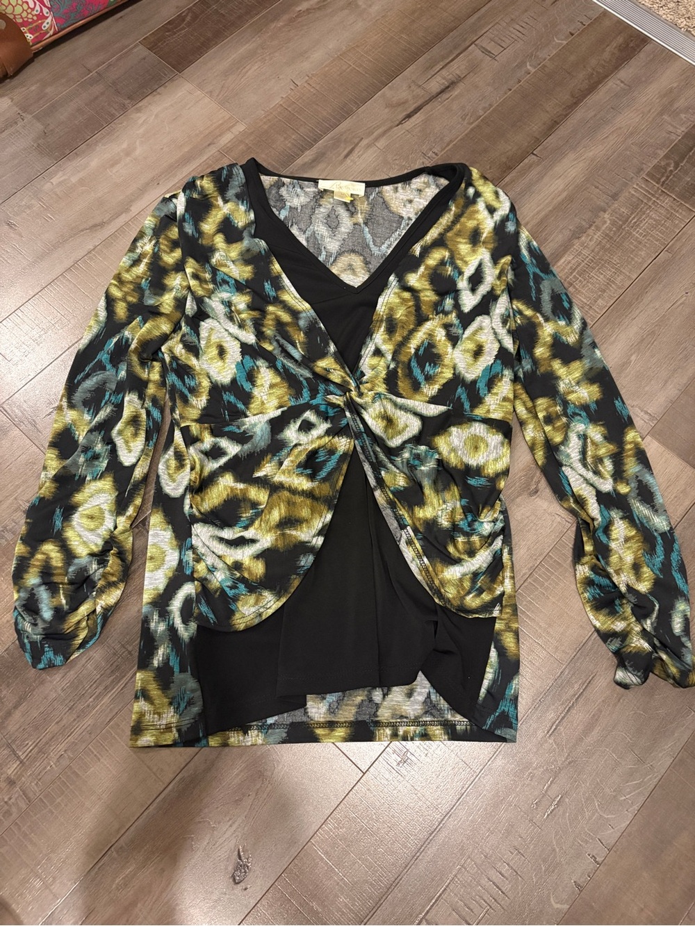Women’s Y2K Patterned Twist-Front Long Sleeve Top - Black & Teal